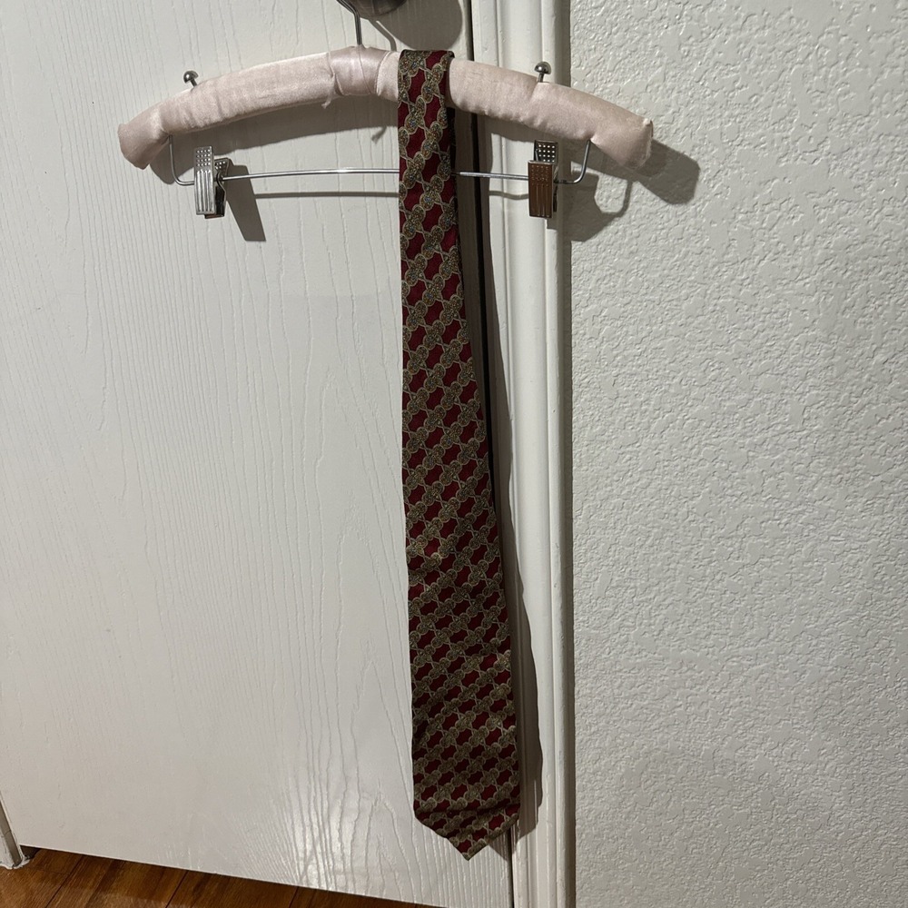 vintage valentino Men's Tie 100% Silk Hand Made In Italy